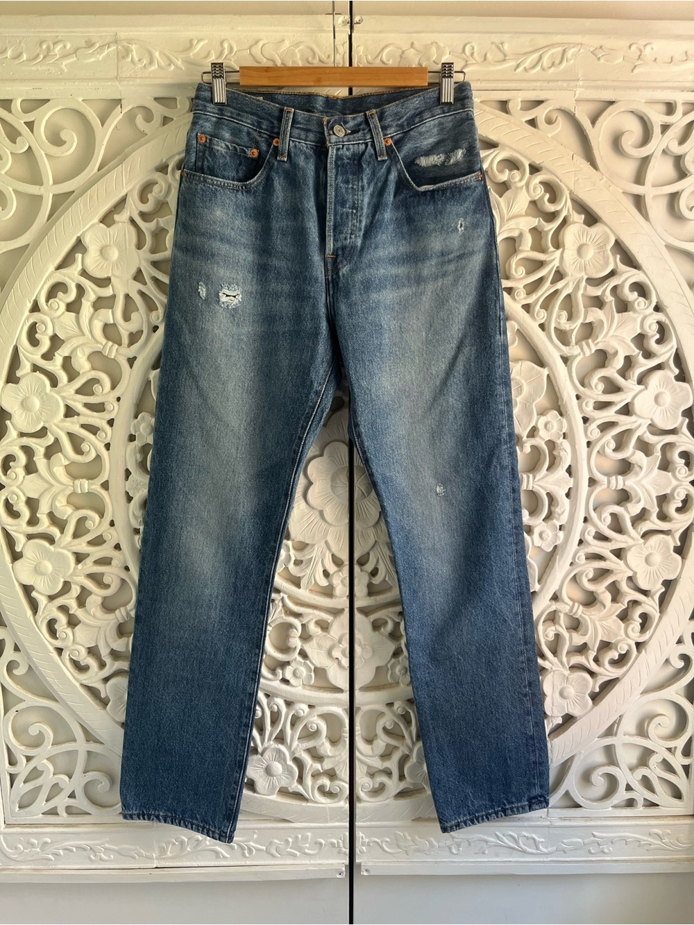 Levi’s 501 Original Distressed High Rise Straight Leg Jeans W27